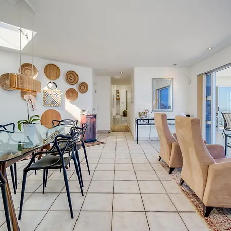 Camps Bay Terrace Penthouse Apartment Cape Town Exterior photo
