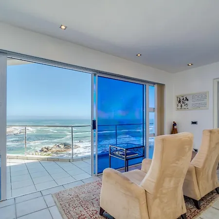 Camps Bay Terrace Penthouse Apartment Cape Town Exterior photo